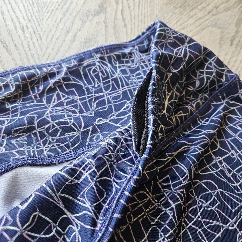 Lulu‎ Inspired Zelos Women's Plus Size 2X  Performance Leggings | 90s Abstract - Picture 5 of 8